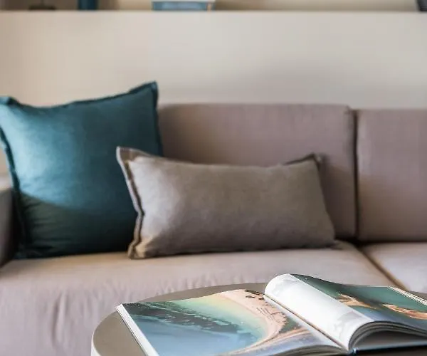 Laoura Villa Svoronata